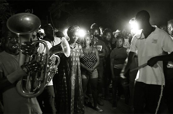 TORO_LAKOU_SVA_52.00_23_18_17.Still